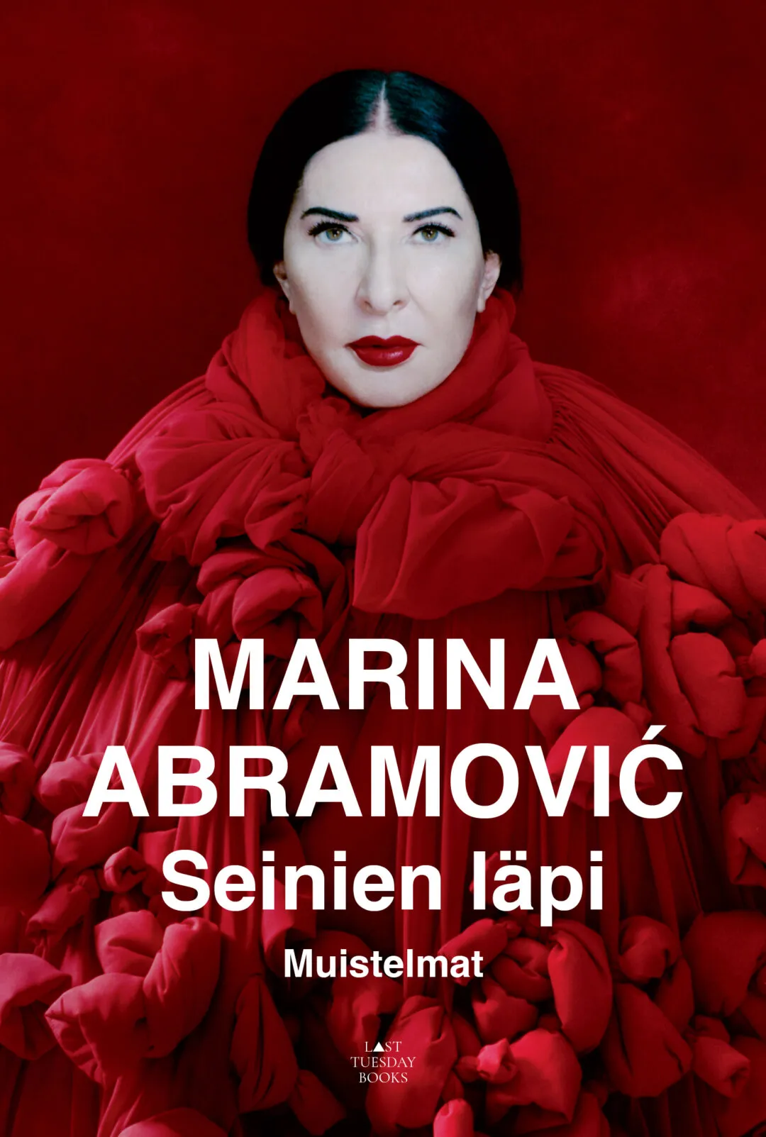 Marina Abramović | Seinien läpi – muistelmat